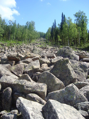 Каменная река.