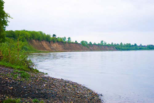 Река