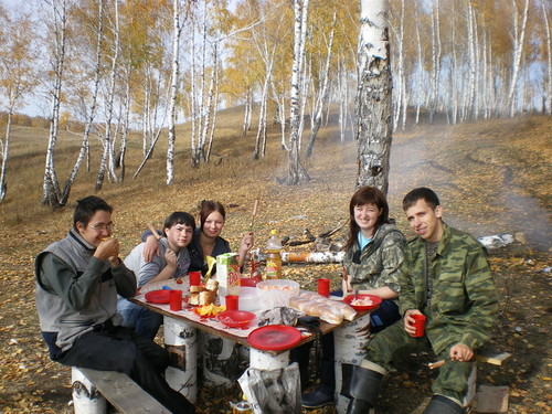 в кругу друзей