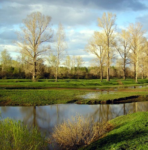 Апрель