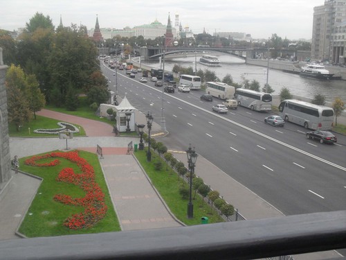 Шумная дорога