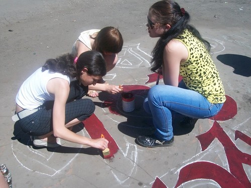 Рисуем на асфальте "Выпуск 2010"