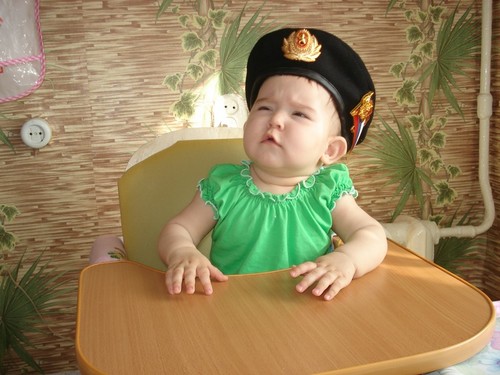 Так трудно служить......
