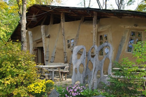 Веселая хата